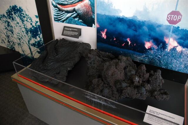 Pahoehoe and AA lava