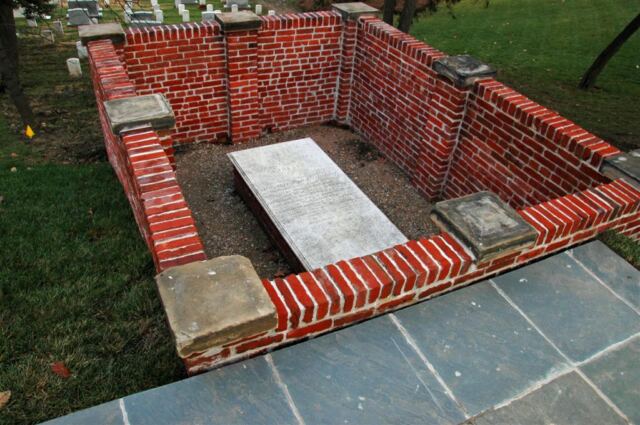 First burial at Arlington