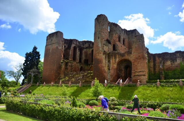 Kenilworth Castle - Great Tower from Gardens