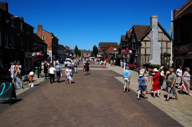 Shakespeare's birthplace (2)