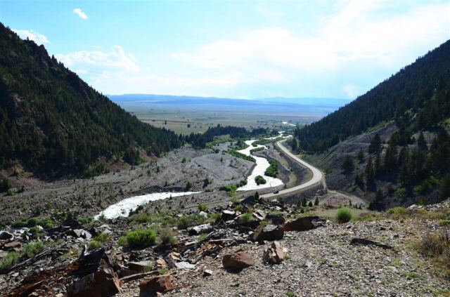 Collapsed mountain sections that formed Earthquake Lake (3)