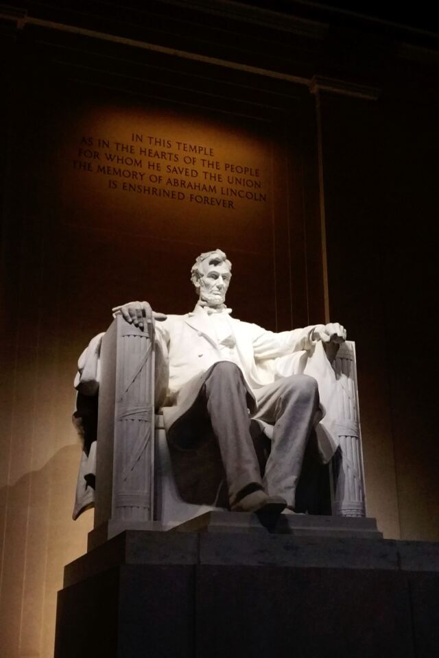 Lincoln-Memorial-Abe