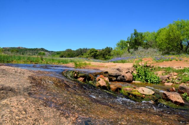 Willow Loop valley waterfall 3