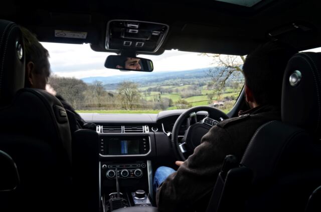 Andrew - offroad behind the wheel of the Range Rover (2)