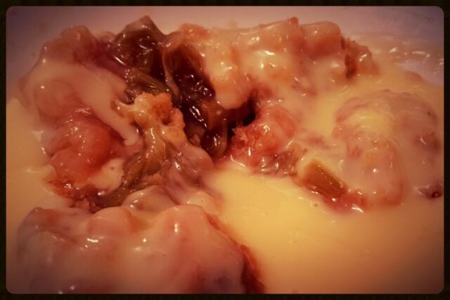 The Pudding Club - Rhubarb Crumble