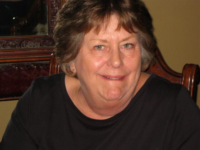 aunt-deedee-knows-a-secret