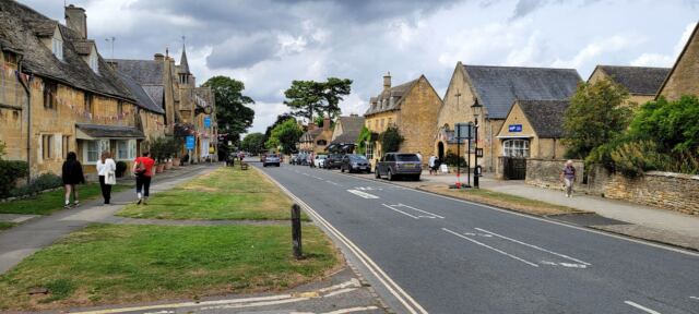 Broadway High Street views (5)