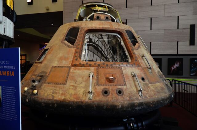 NASM-Apollo-11-CM