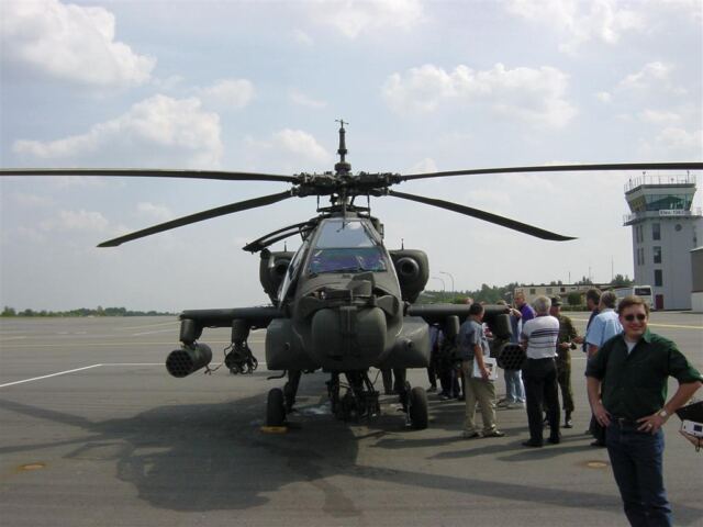 front-on-of-an-apache