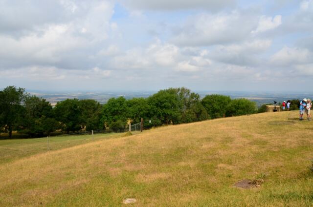 Cotswolds views from Broadway Tower hill (4)