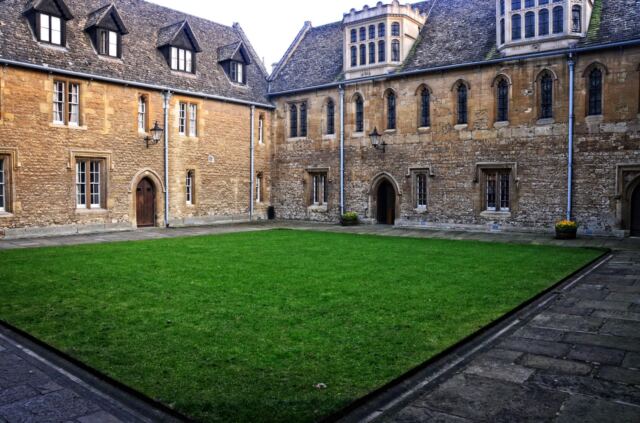 Merton College courtyards - Oxford (5)