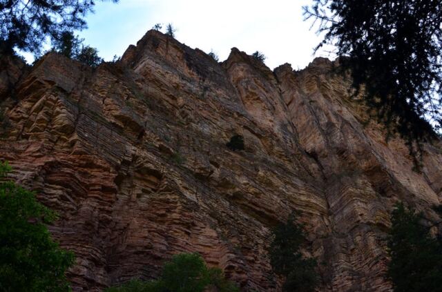 Cliffs along the trail (2)