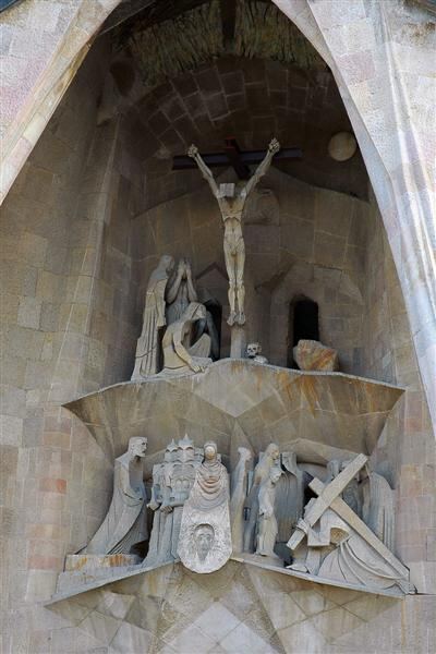 Crucifixion - details