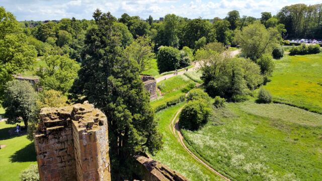 Kenilworth Castle - gatehouse from Leicester's Building 2