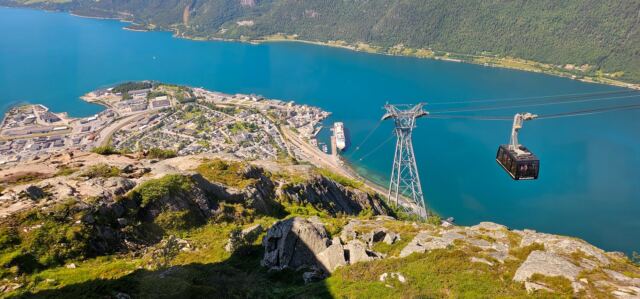 Andalsnes - Fjords views from atop Nesaksla Mountain 03