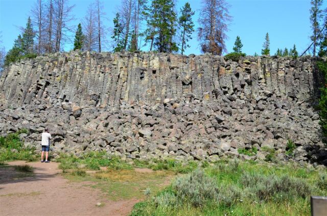 Sheepeater Cliff (1)