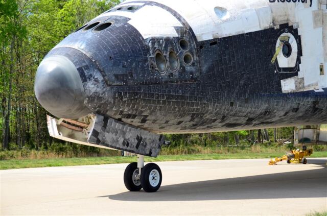 Discovery outside (25)