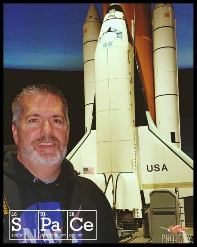 NASM-Roger-and-Shuttle-mockup