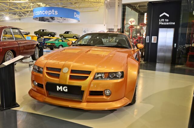 2004 MG X-Power SV (1)