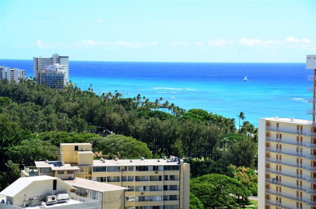 waikiki-views-from-marriott-hotel-2-