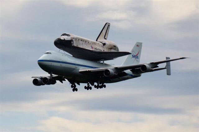 Discovery landing (2)