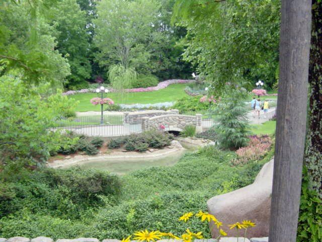 Scenic gardens