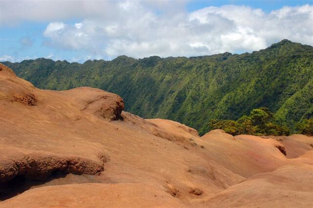 Weathered sandstone ridge (2)