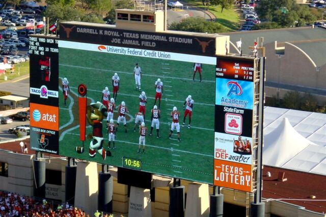 Colt and the Horns on the march again