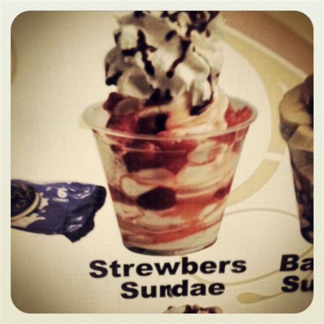 strewbers...-wut