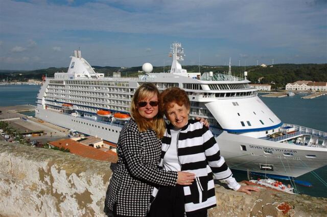 Kathy and Geri with Voyager