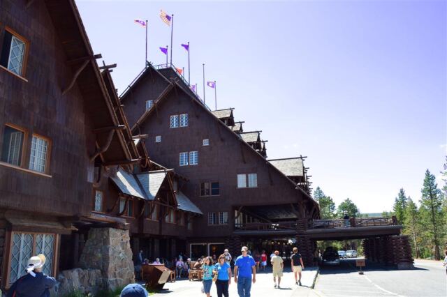 Old Faithful Inn