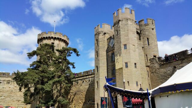 warwick-castle-interior