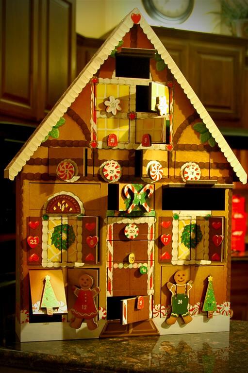 gingerbread-house-advent-calendar