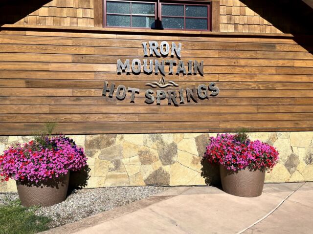 Iron Mountain Hot Springs - entrance