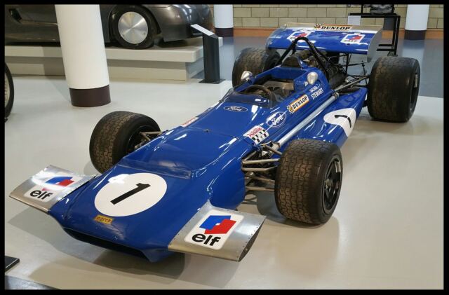 Sir Jackie Stewart's 1970 Formula 1 racer (7)