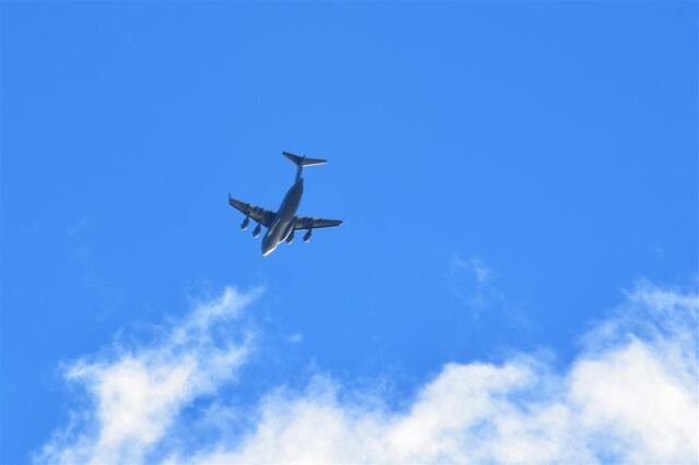 c17-overhead-pass