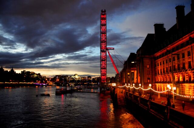 London Eye - night profile
