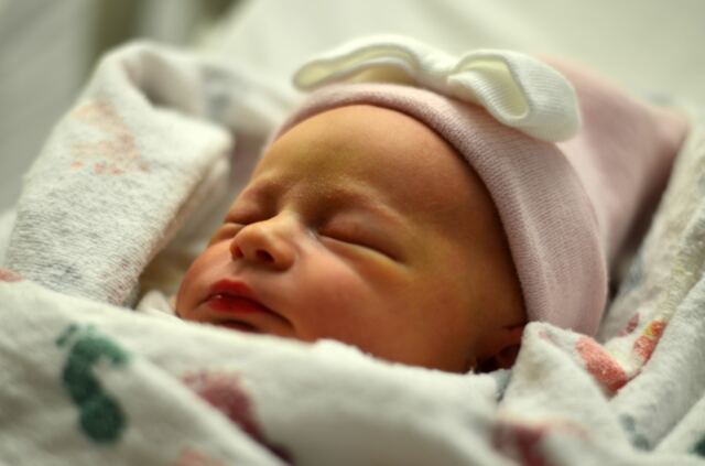 Shiloh-swaddled-and-sleeping-4