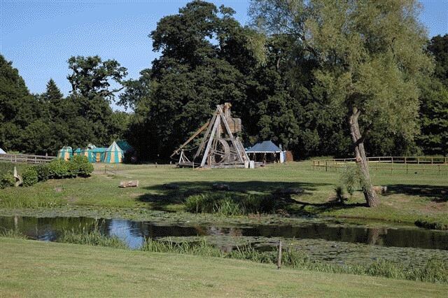 Warwick Castle - trebuchet launch (animated GIF)