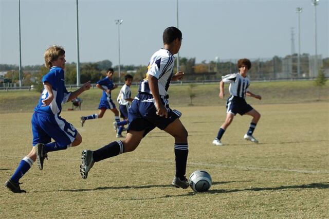 angel-moves-downfield