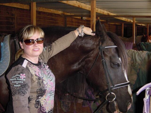 Kathy and her horse (2)