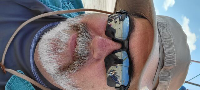 Sun avoidance selfie