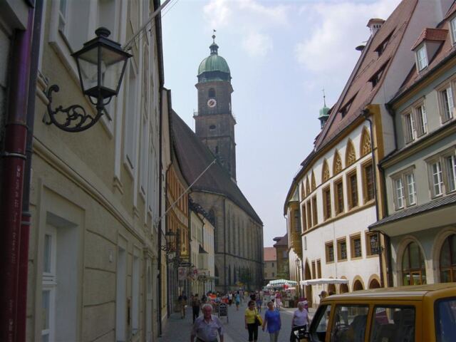 st.-martin-s-and-shopping-street