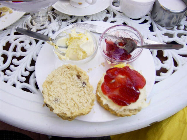 Cream Tea in Broadway (3)