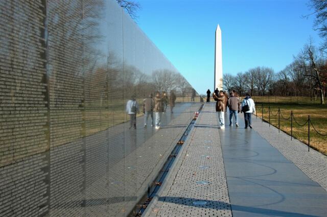Vietnam Memorial (5)