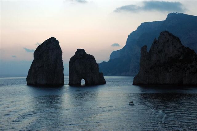 Rocks of Capri (5)