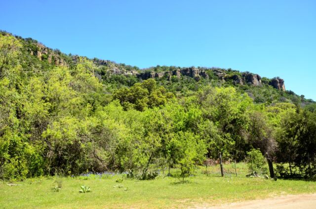 Willow Loop cliffs 4