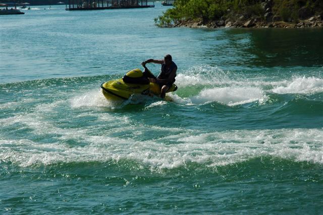 dad-pulls-some-gs-on-the-jetski