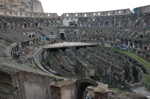 Lower Colosseum panorama (2)