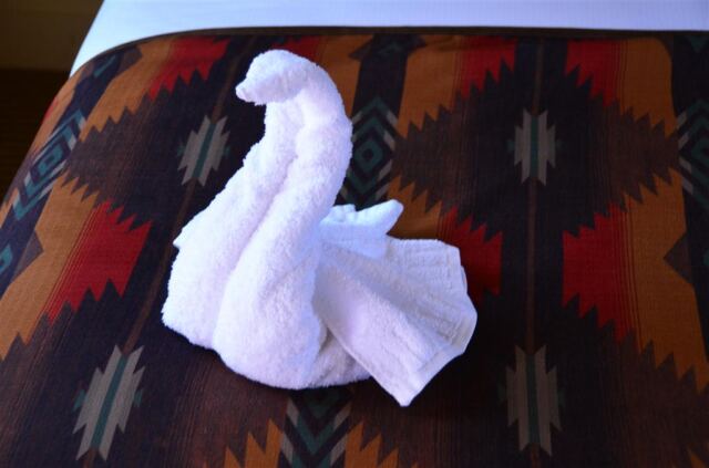 Towel swan